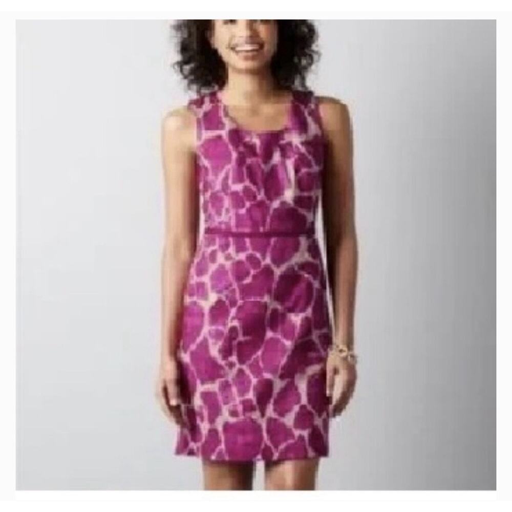 Ann Taylor Loft Women's Magenta giraffe print sleeveless sheath dress, size 6